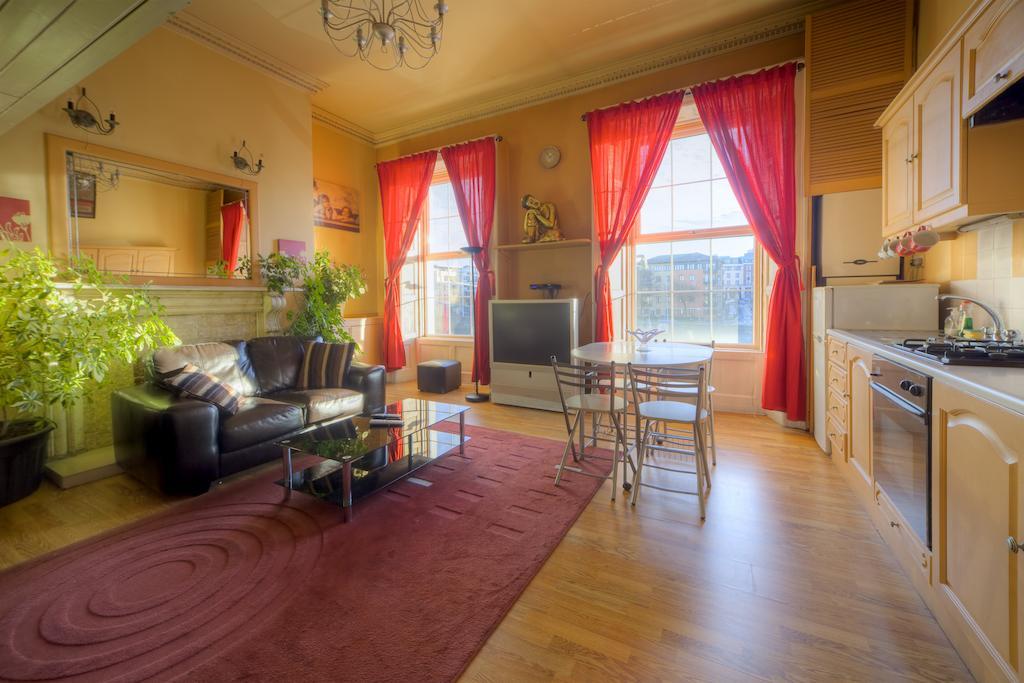 Inn On The Liffey Guesthouse Дублін Номер фото