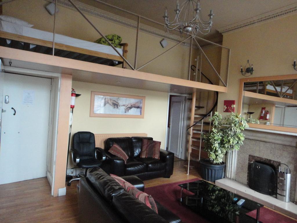 Inn On The Liffey Guesthouse Дублін Номер фото