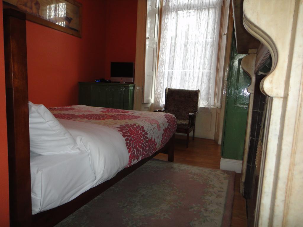 Inn On The Liffey Guesthouse Дублін Номер фото